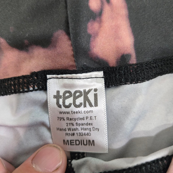 Teeki Black Pink Tie Dye Aztec Stripe Yoga 28" Active Leggings Size Medium - Picture 4 of 5